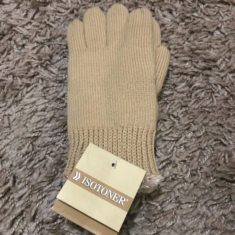 BNWT Isotoner Knit Gloves